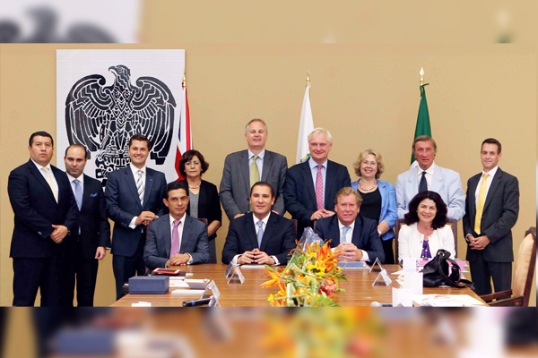 Recibe RMV a integrantes del parlamento británico