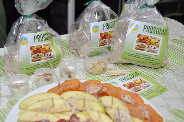 Logran reducir colesterol con alimento de soya y amaranto