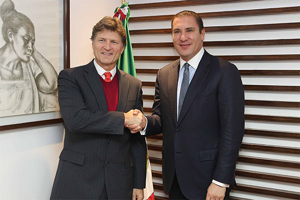 Rafael Moreno Valle se reunió con el secretario de Turismo