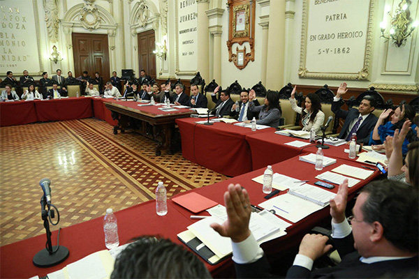 Regidores podrán abstenerse en el voto