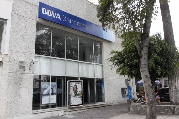 Mañana suspenderán actividades bancos y Bolsa Mexicana