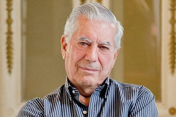 “Cinco esquinas”, la novela más esperada de Vargas Llosa