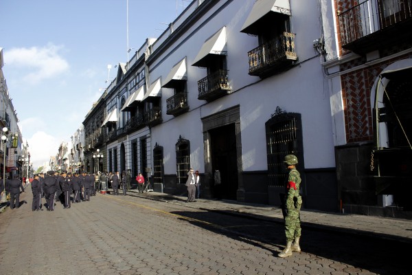 Inicia la sesión solemne en el Congreso