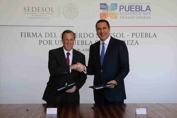 Meade y RMV firman acuerdo para promover derechos sociales