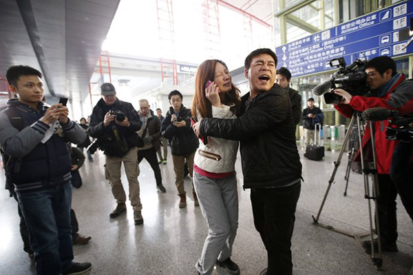 Familia de víctima del MH370 demanda a Malaysia Airlines