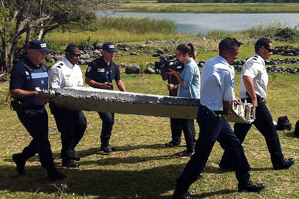 Hallan en Mozambique posibles restos del vuelo MH370
