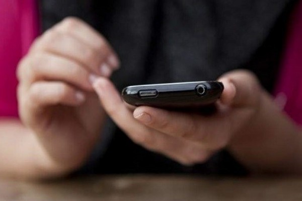 Teléfonos inteligentes, de gran ayuda en transferencias bancarias