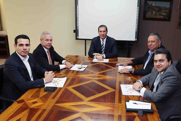 Rafael Moreno Valle se reúne con empresarios del Grupo Gruma