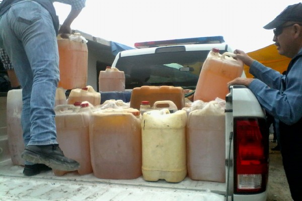 Recuperan más de 1,300 litros de hidrocarburo robado en Amozoc