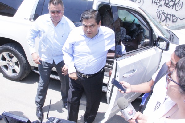 Barbosa dice que impugnará y minimiza muerte de niño por auto de Roxana