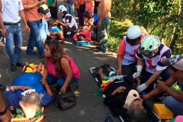 Choque en Córdoba, Veracruz, deja 73 lesionados