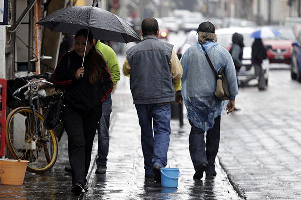 Canal de baja presión provocará lluvias de moderadas a fuertes