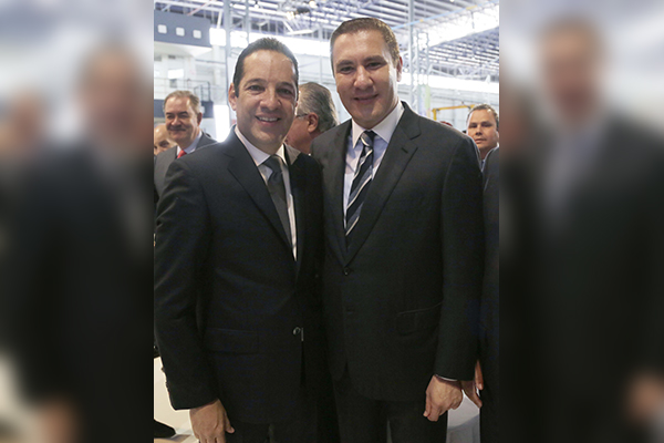 Acompañó RMV a Francisco Domínguez en su primer Informe de Gobierno