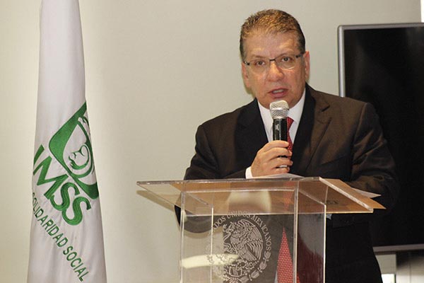 Protestan otra vez contra IMSS y su delegado: “nos están matando”