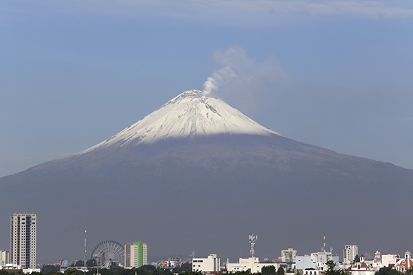 Popocatépetl emite 57 exhalaciones de baja intensidad