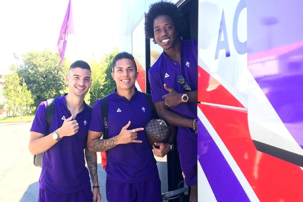 Fiorentina de Carlos Salcedo se impone 1-0 sobre Chievo en Serie A