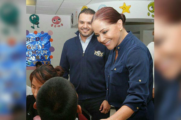 Dinorah López garantiza continuidad de programas a favor de la infancia