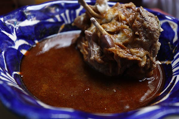 Anuncian el Mole de Caderas: costará de 280 a 450 pesos