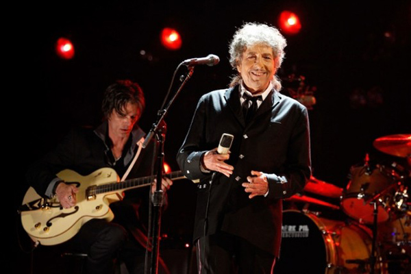 Canciones de Bob Dylan incrementan 512% reproducciones en Spotify
