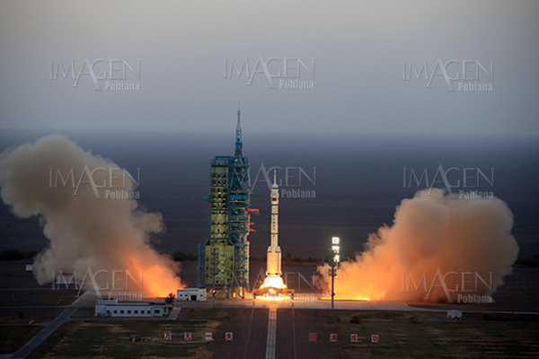 Nave espacial Shenzhou-11 se acoplará pronto a laboratorio espacial Tiangong-2