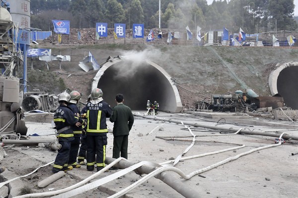 Termina China excavación del túnel a más altura sobre el nivel del mar