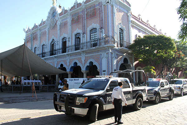 Policías de Tehuacán son eficientes solo al llamado de auxilio de un diputado