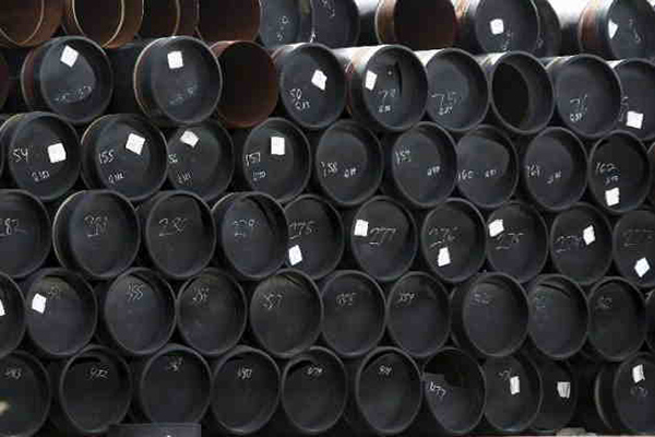 Exportadores de petróleo aceptan cortar su producción en 1.2 millones de barriles diarios