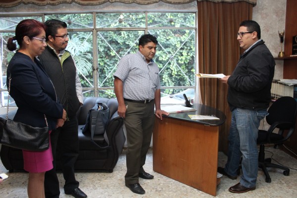 Entregan Quezada y Cotoñeto solicitud de información en SITRACOBP