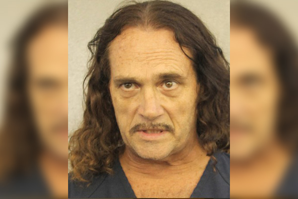 Arrestan a hombre en Florida por amenazar a Trump en redes sociales