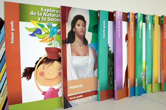 Congreso pide lenguaje incluyente en libros de texto