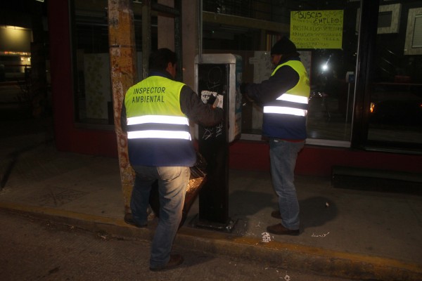 Personal de limpia mejora imagen urbana en la 25 poniente-oriente