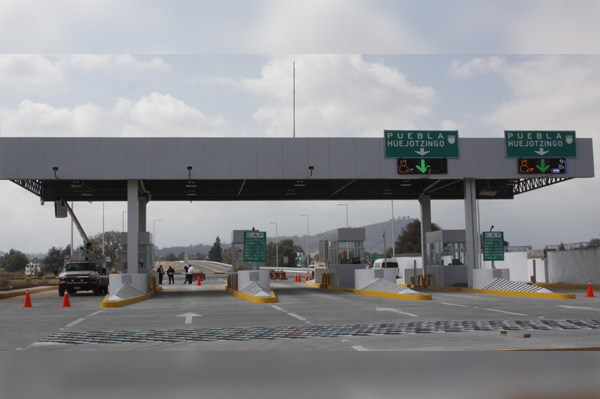 Clausura Capufe acceso a Libramiento Poniente “porque no hay permiso”