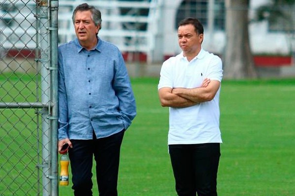 Chivas de Guadalajara despide a su gerente deportivo Mariano Varela