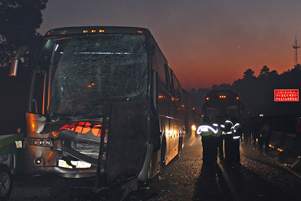 La México-Puebla se tiñe de rojo: dos accidentes con un muerto y 20 lesionados