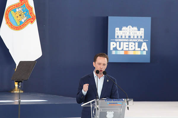 Los poblanos se preguntan quién soy… pues soy Luis Banck
