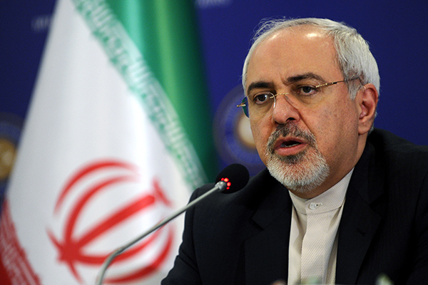 Canciller de Irán pide abolición de armas nucleares
