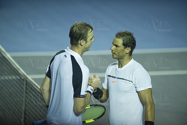 Querrey acaba con aspiraciones de Nadal y es nuevo rey de Acapulco