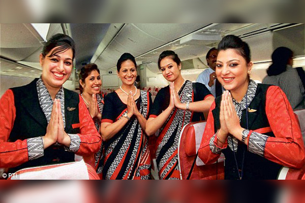 Air India demuestra igualdad con tripulación femenina