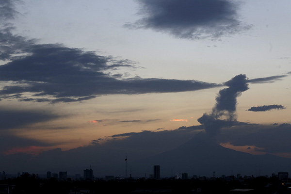 Popocatépetl emite 172 exhalaciones de baja intensidad