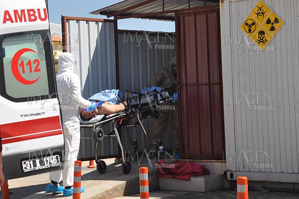 Turquía atiende a 58 sirios afectados por supuesto ataque con gas tóxico