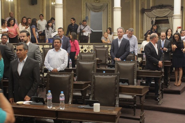 Congreso aprueba inhabilitación de Eduardo Rivera, “el mejor alcalde”