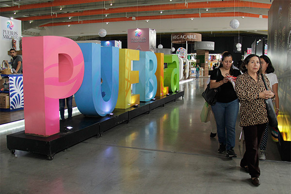 Piden a turistas contratar guías certificados