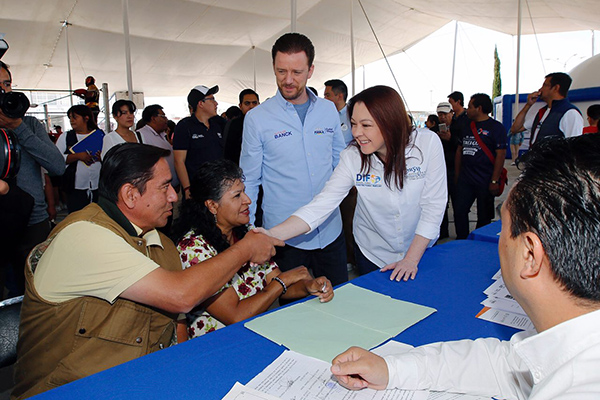 Ayuntamiento de Puebla otorga servicios integrales a habitantes de Agua Santa