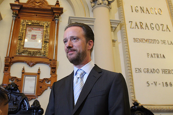 “Por supuesto que apoyaría a Martha Erika”: Luis Banck