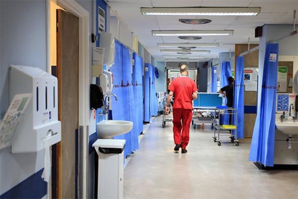 Hospitales de NHS de Reino Unido sufren ciberataque
