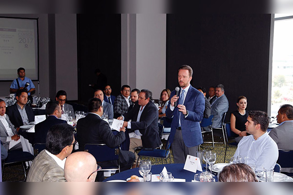 Ayuntamiento y empresarios de CANACINTRA fortalecen lazos de cooperación