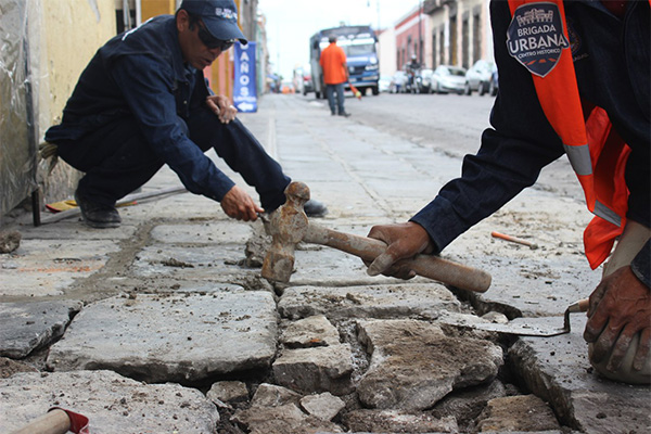 Con Brigada Urbana continúa el mejoramiento del Centro Histórico