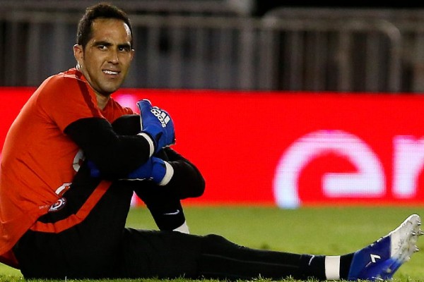 Claudio Bravo queda descartado para debut en Copa Confederaciones