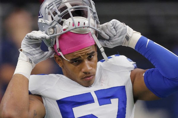 Arrestan a jugador de los Vaqueros de Dallas por asalto agravado