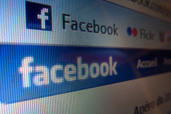 Facebook alcanza los dos mil millones de usuarios al mes